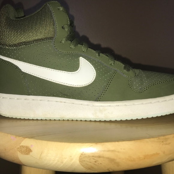 Green Nike High tops - Picture 6 of 6